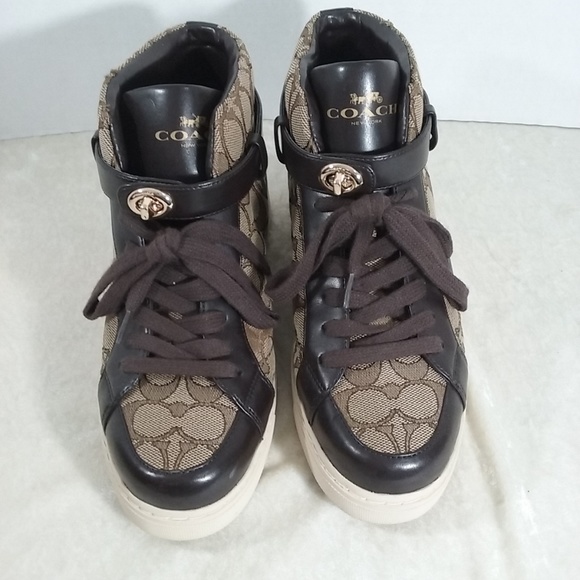 Coach Shoes - Coach Ray Outline Sig/Sprt NAP Womens US Shoes 7.5